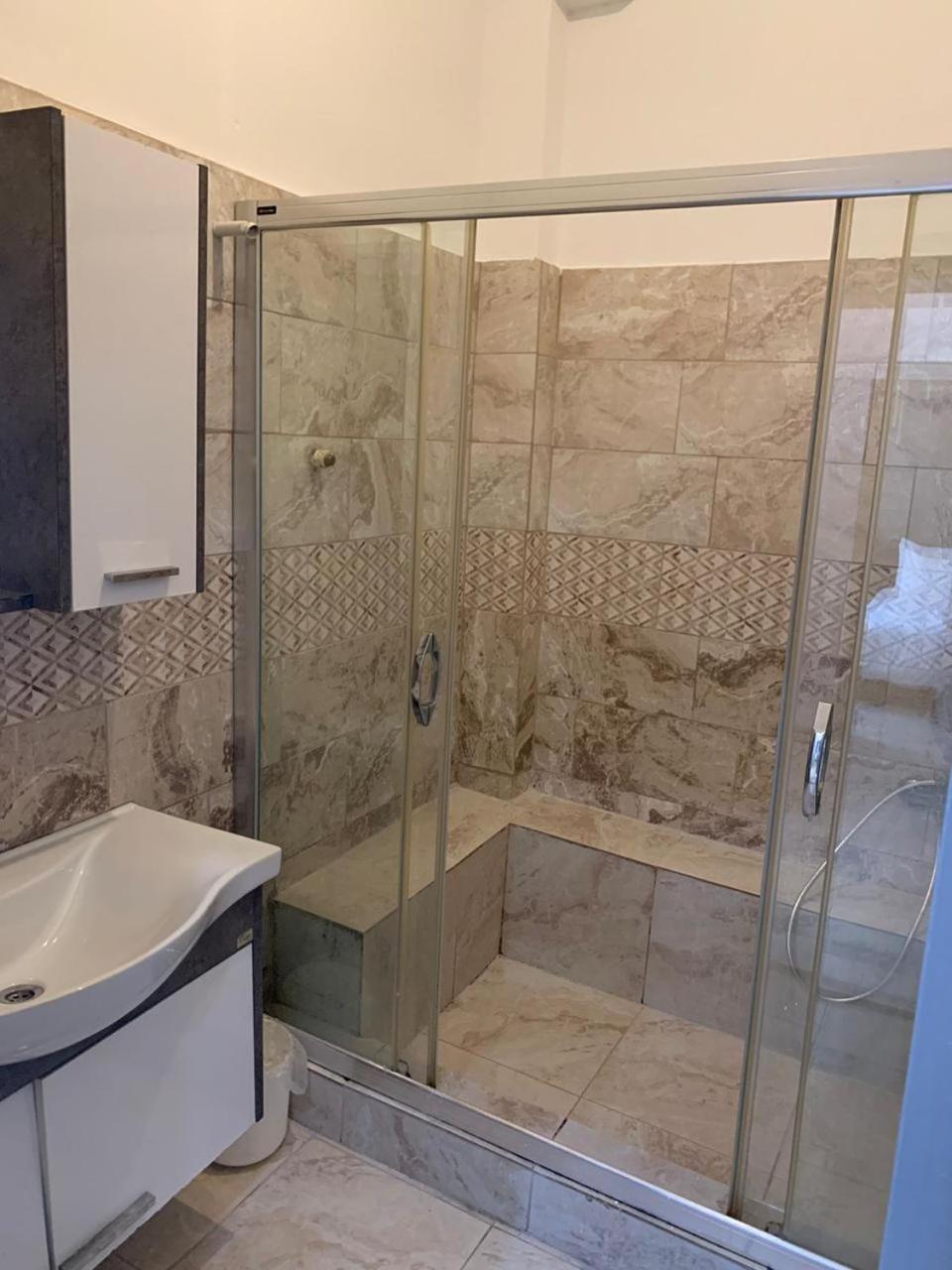 Kanarya Otell Aparthotel Istanbul