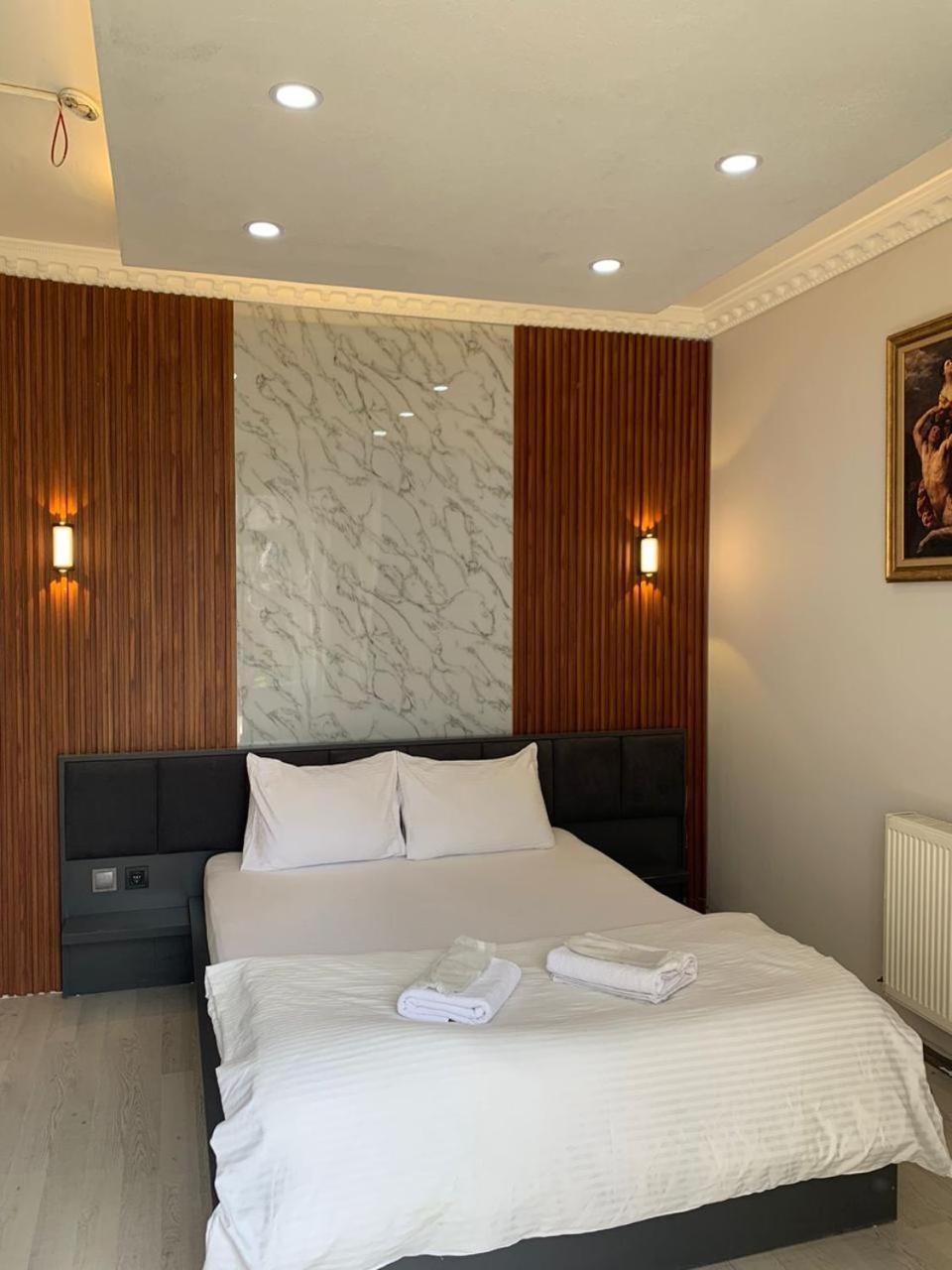 Kanarya Otell * Istanbul